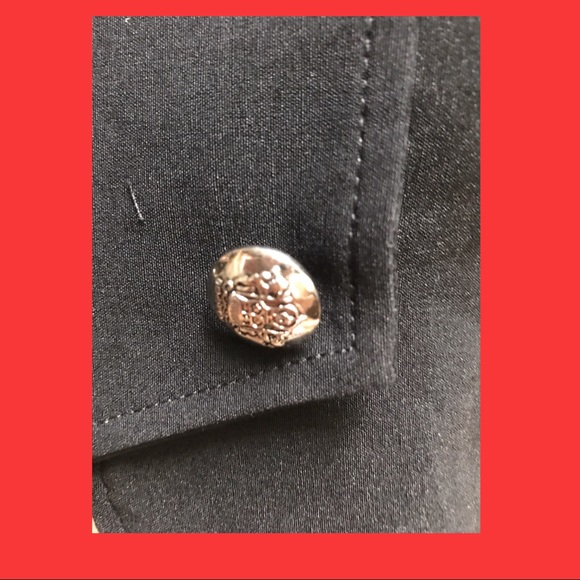 Black Cropped Vest - Picture 3 of 6